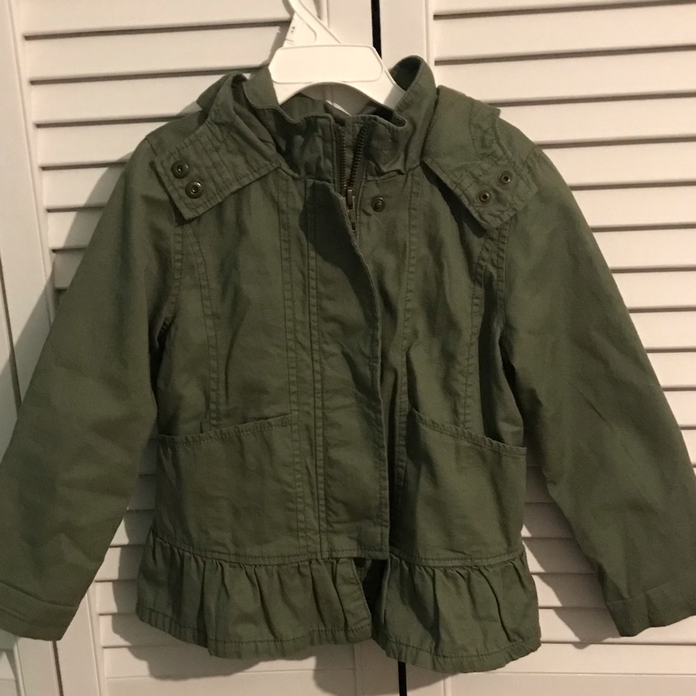 Old Navy hunter green jacket. Kids size 5T.